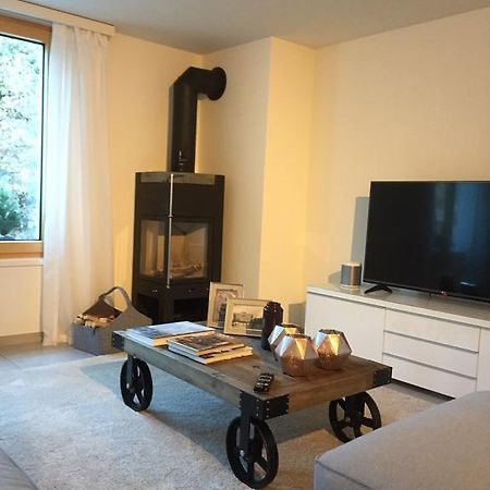 Ferienhaus Gruener Heinrich Андермат Екстериор снимка