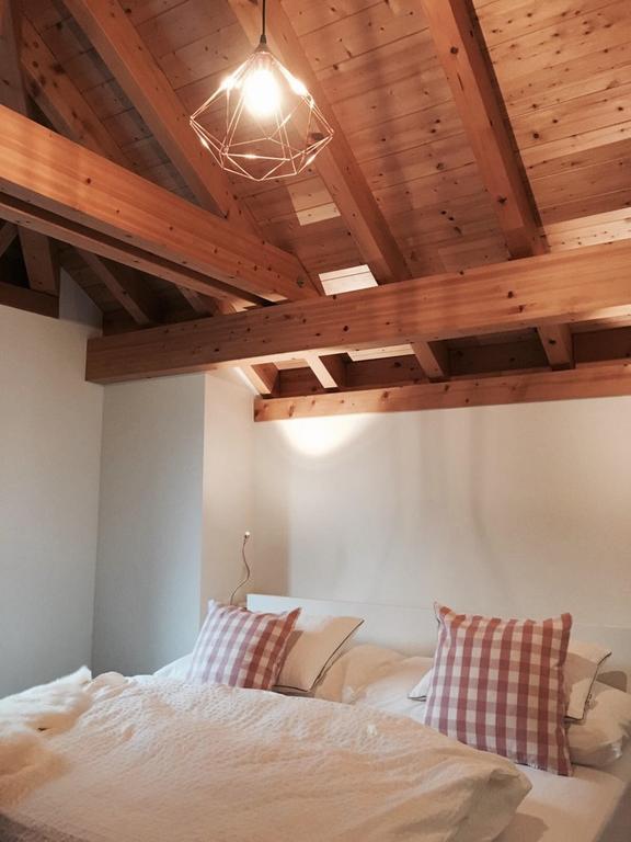 Ferienhaus Gruener Heinrich Андермат Екстериор снимка